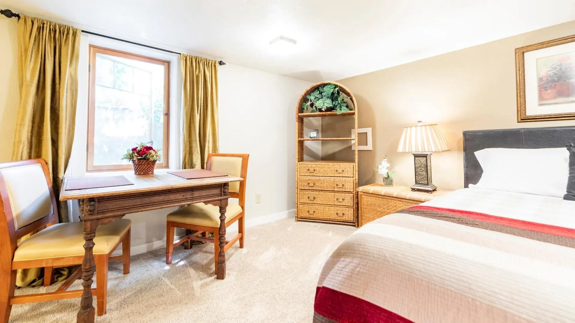 Private Bedroom Studio With Kitchenette Portland 0*,  United States